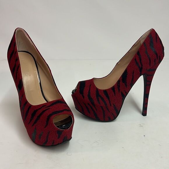 LILIANA Tiger Print peep toe platform stiletto heels, size 8 D17 - Picture 3 of 9
